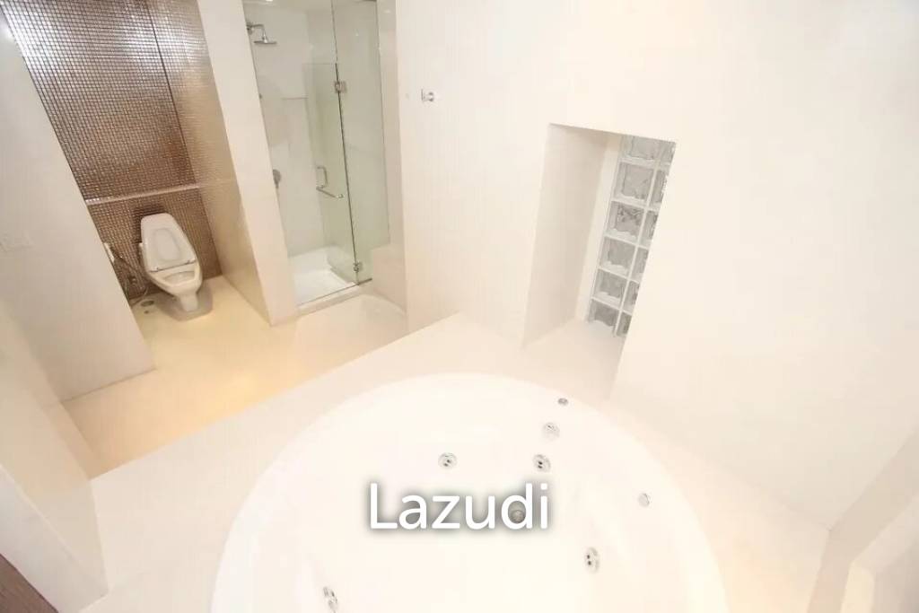 รูป 4 Bed 4 Bath 385 SQ.M Royal Residence Park - รูปที่ 13/21