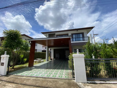 บ้านว่างให้เช่า กาญจน์กนกวิลล์ 18 สันผักหวาน เชียงใหม่ น้ำไม่ท่วม ใกล้ รร.นานาชาติลานนา (R1154) T.0946511456