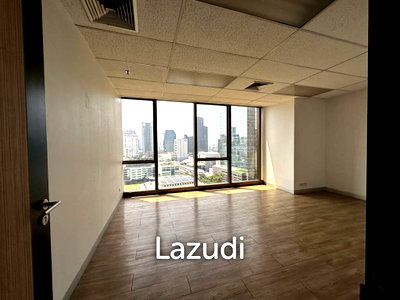 Office for rent : 105 sqm High-Floor Office for Rent in 253 Asoke Building Bangkok