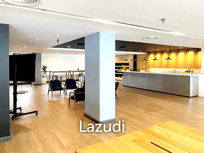 เช่าสำนักงาน MRT สามย่าน : 845 SQ.M Office at Mahanakhon Center Building