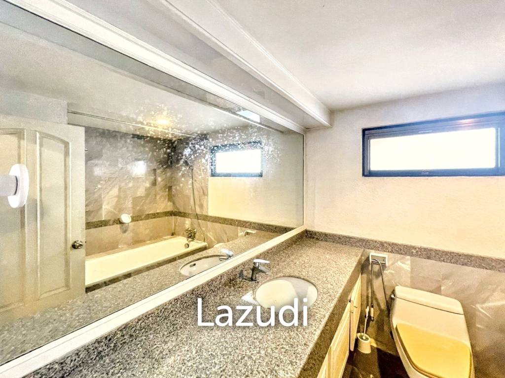 รูป 2 Bedroom 3 Bathroom 140 SQ.M Las Colinas - รูปที่ 4/7