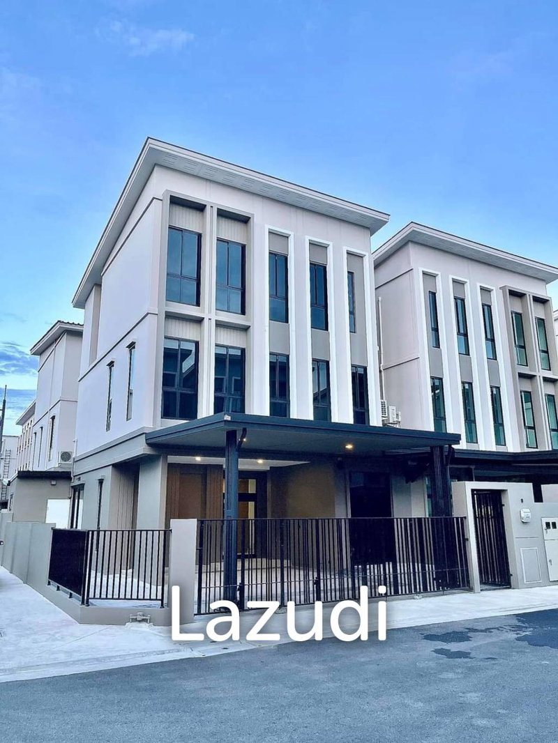 Office for rent : Luxury Home Office for rent in Ratchayotin