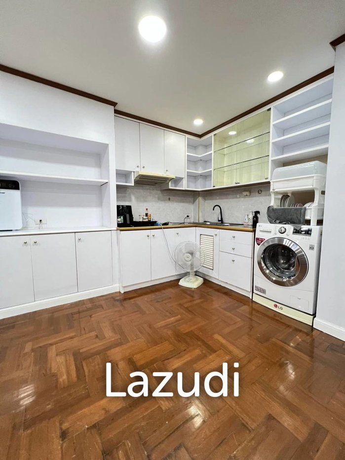 picture 2 Bedrooms 1 Bathrooms 80 SQ.M Wittayu Complex - 7/24