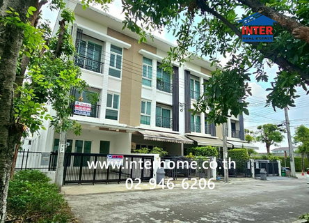 Townhouse for sale, 3 storeys, Baan Klang Muang Rama 9–Motorway project, located in Soi 9.