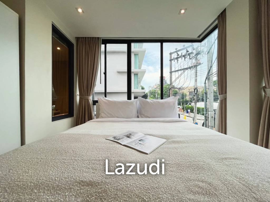 รูป 68 sqm modern 2 bedroom condo at SOCIO Reference 61 Khlong Tan Nuea Bangkok - รูปที่ 11/19