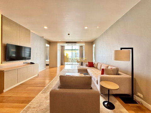 Impressive 2 Bed Serviced Apartment With Large Terrace - BR7272SA