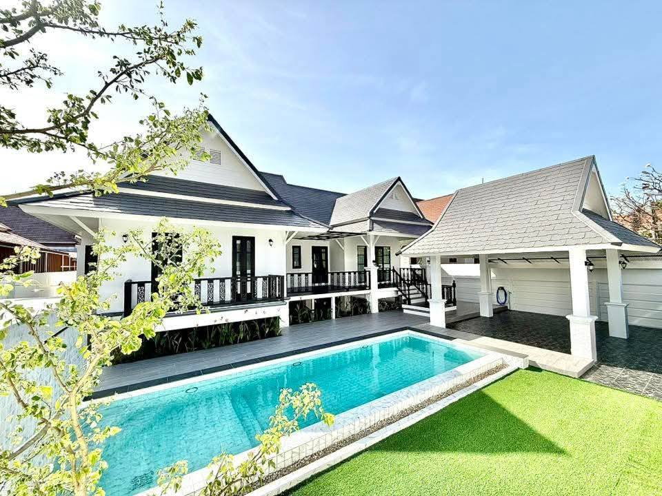 รูป 🔥ขายด่วน พูลวิลล่า แต่งครบพร้อมอยู่ Pool Villa Chaiyapruek 2 - Khao Makok พูลวิลล่า ซอยชัยพฤกษ์ 2 - เขามะกอก ✅ ทำรายวันได้ ใกล้หาดจอมเทียน - รูปที่ 3/19
