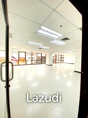 Office for rent Srinakharinwirot University Prasanmit Campus : 145 SQ.M Office For Rent
