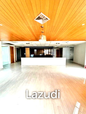 เช่าสำนักงาน MRT ศรีเอี่ยม : Office 186 SQ.M @Central City Tower Bang NA