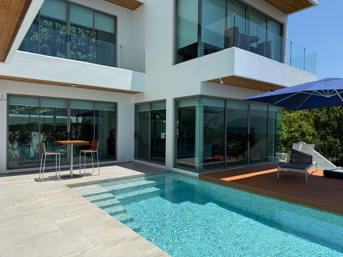 picture Rawai Sea View Villa 4 bedrooms for rent - 1/28