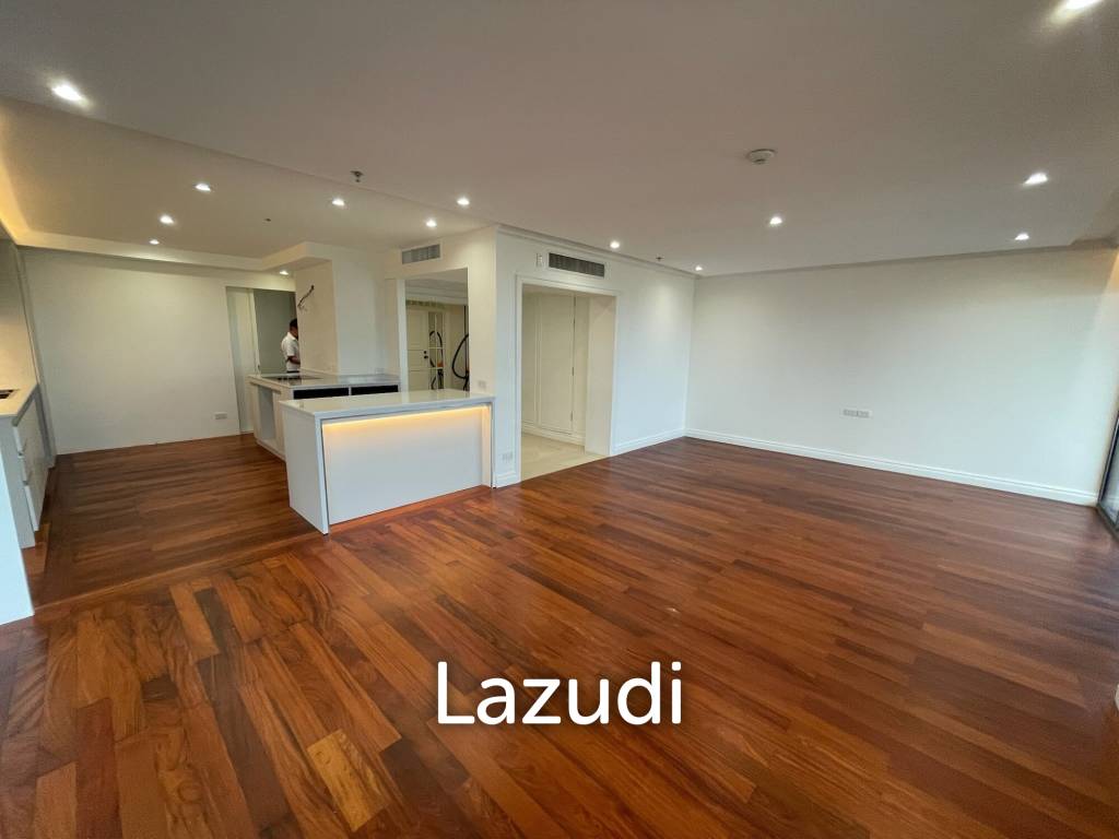 รูป 236 Sqm 2 Bed 3 Bath Sathorn Park Place For Rent - รูปที่ 9/14