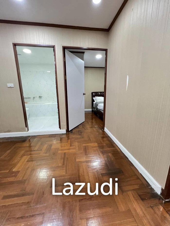 picture 2 Bedrooms 1 Bathrooms 80 SQ.M Wittayu Complex - 9/24