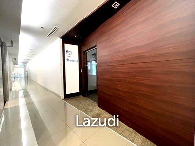 Office for rent Srinakharinwirot University Prasanmit Campus : Modern Office Space for Rent in Bhiraj Tower Bangkok