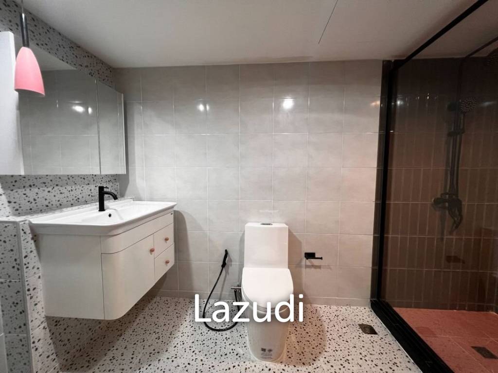 รูป 1 Bedroom 1 Bathroom 68 SQ.M State Tower - รูปที่ 14/19