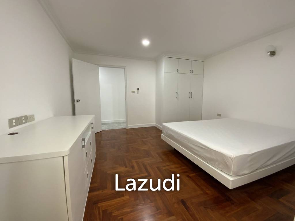 picture 3 Bed 4 Bath 237 SQ.M Regent on the Park 3 - 12/26