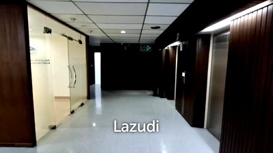 Office for rent Srinakharinwirot University Prasanmit Campus : Premium Partially Office Space in Rajapark Building
