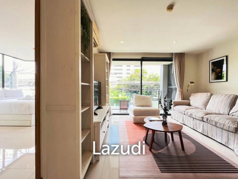 68 sqm modern 2 bedroom condo at SOCIO Reference 61 Khlong Tan Nuea Bangkok