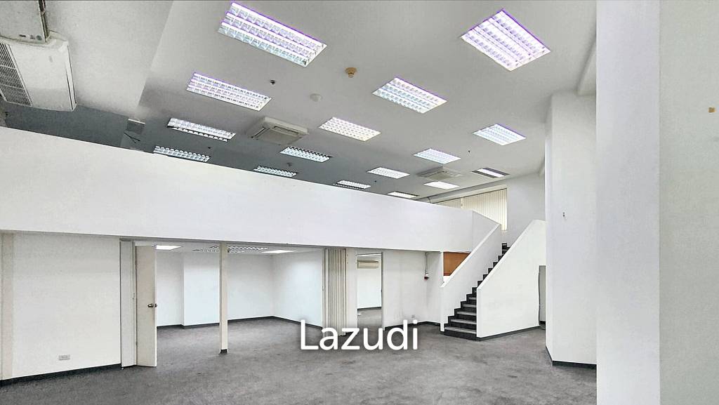 picture Office/Retail space for rent in Huaykwang - 1/5