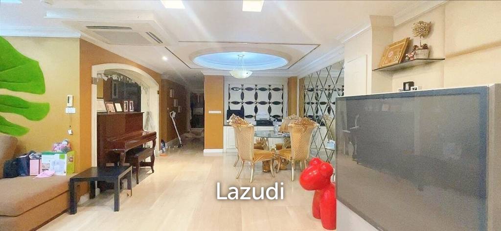 รูป 2 Bedroom 3 Bathroom 186 SQ.M Las Colinas - รูปที่ 10/28