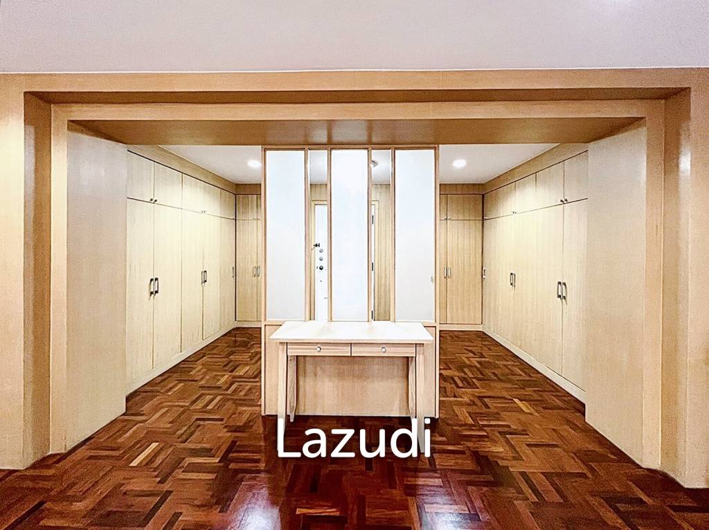 picture 3 Bed 4 Bath 265 SQ.M Regent on the Park 3 - 11/15