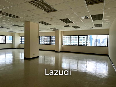 Office for rent DONKI Mall Thonglor   : Modern Office Space in BB Building Asoke Bangkok