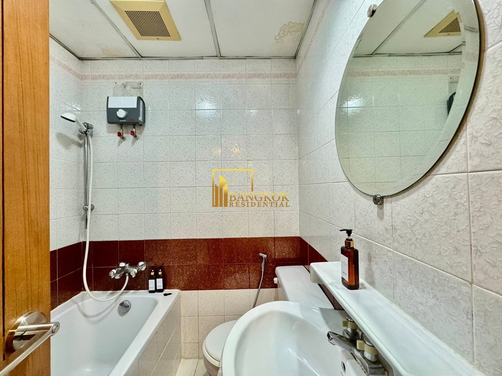 picture United Tower | Well Maintained 2 Bed Condo For Rent in Thonglor - BR16279CD - 13/32