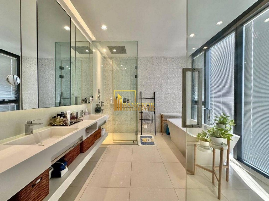 รูป Vittorio | Remarkable 3 Bed Triplex Penthouse For Sale in Phrom Phong - BR13807CD - รูปที่ 29/53