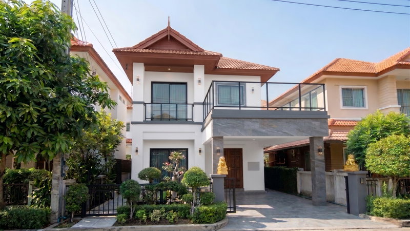 ขายบ้านเดี่ยว : ขายบ้านเดี่ยวรีโนเวทใหม่ หมู่บ้านปารวีร์ เพชรเกษม 63 ถ.กาญจนาภิเษก