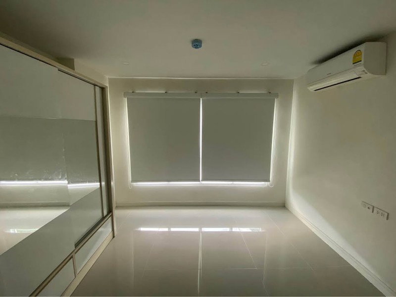 picture A033866 Indy Condo - 8/8