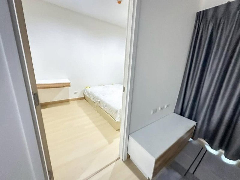 รูป A010087 The Privacy Ngamwongwan - รูปที่ 1/7