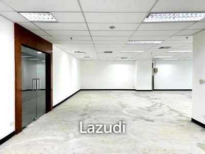 Office for rent : 233 sqm open plan office Ital Thai Tower Bang Kapi Huai Khwang