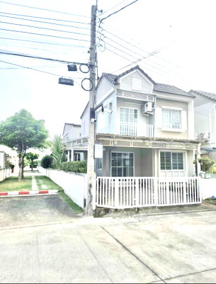 เช่าทาวน์โฮม เมกะ บางนา : เดอะ วิลเลจ บางนา-วงแหวนฯ 2 (The Village Bangna-Wongwaen 2) ใกล้เมกา บางนา