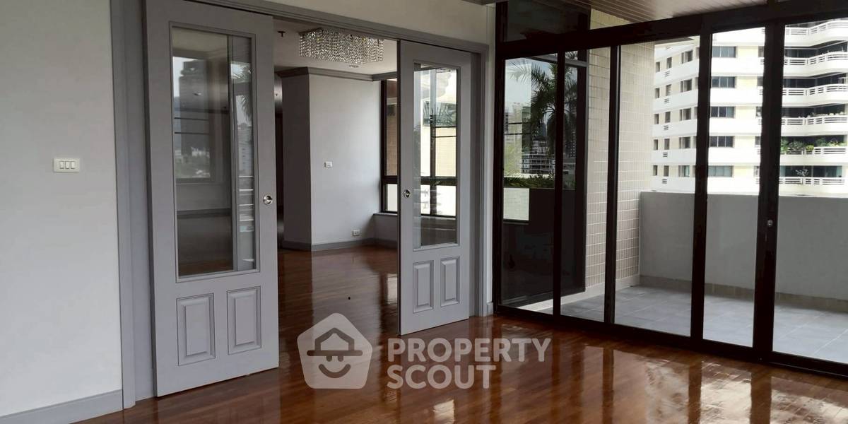 รูป คอนโด 3 ห้องนอน 330 ตร.ม. ร่วมสุขคอนโดมิเนียม ใกล้ BTS ทองหล่อ (ID 2906903) - รูปที่ 8/13
