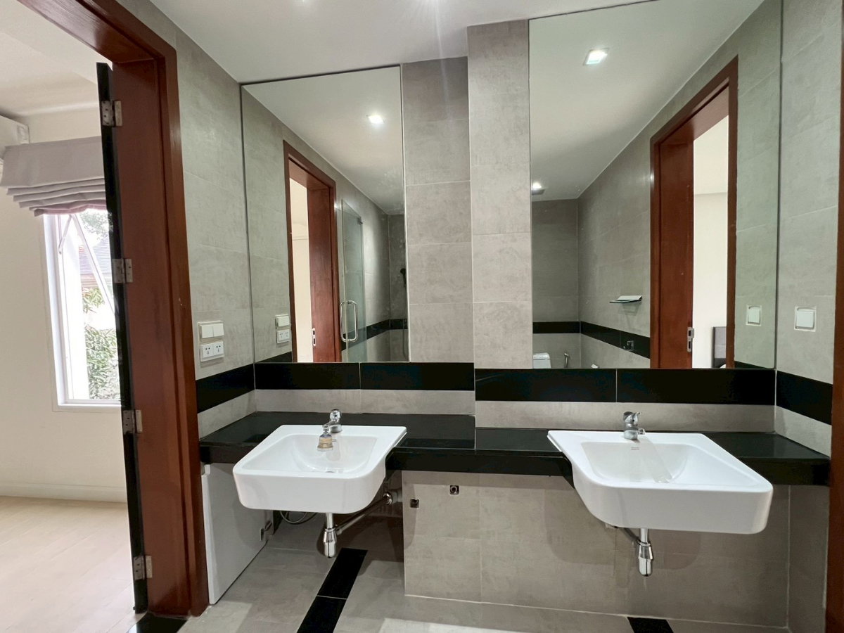 picture Nichada Park Near ISB for Sale - 22/27