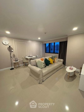 Well-Priced 2-BR Condo With 77 Sqm On 24th Floor, Omni Tower, BTS Nana 400m (ID 2898338)
