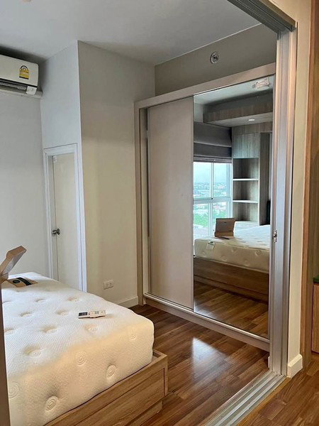 รูป A033554 A Space Me Rattanathibet - รูปที่ 1/8