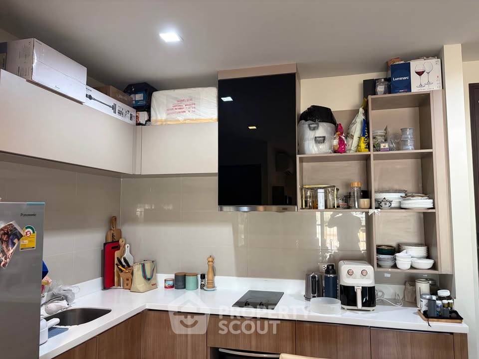 รูป คอนโด 2 ห้องนอน ขนาด 67 ตร.ม. ริธึ่ม สาทร ใกล้ BTS สะพานตากสิน 300 ม. (ID 2900636) - รูปที่ 2/7