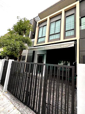 Townhouses for sale : 📌 For Sell Town house PLENO SUKHUMVIT-BANGNA 2-story 3 bedroom 2 bathroom