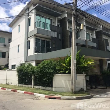 ทาวน์เฮ้าส์ให้เช่า 3 ห้องนอน ในโครงการ ทาวน์ อเวนิว พระราม 9 6263383