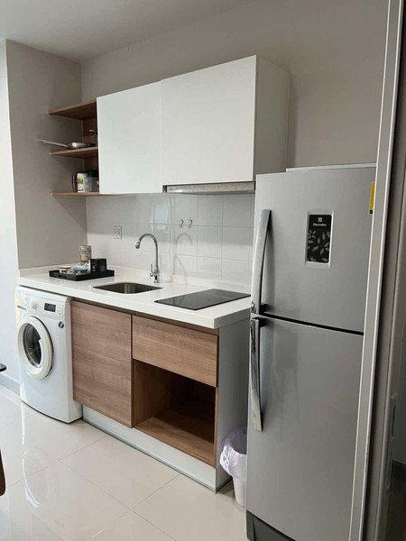 picture A033377 Centric Tiwanon Station - 7/8