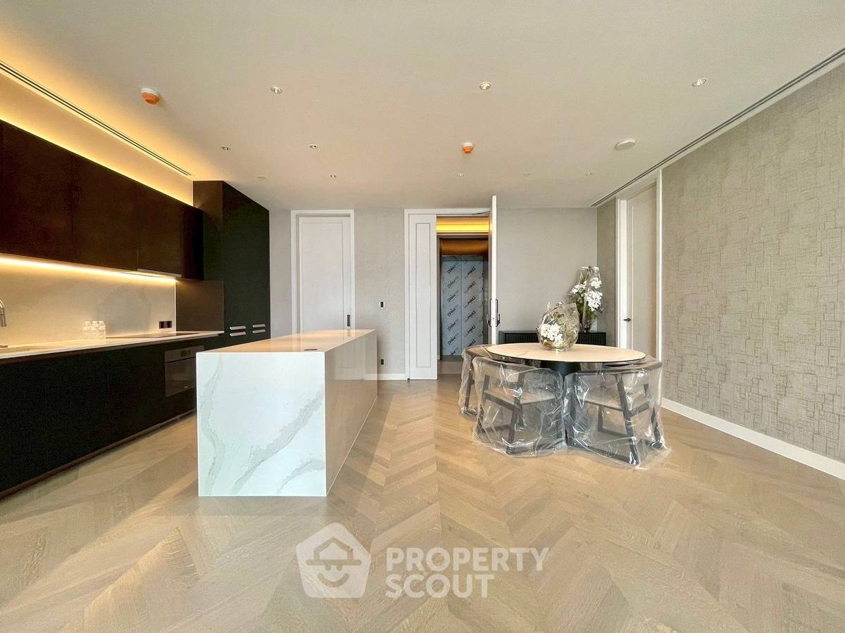 picture 2-BR 140 Sqm Condo At One 89 Wireless, 200m to MRT Lumphini (ID 2907941) - 3/13