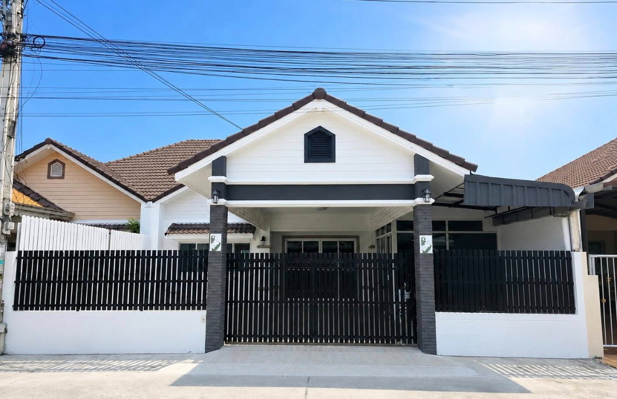 รูป ขายบ้านเดี่ยวรีโนเวทใหม่ ม.ไม้งาม เลี่ยงหนองมน ห้วยกะปิ ชลบุรี - รูปที่ 1/16