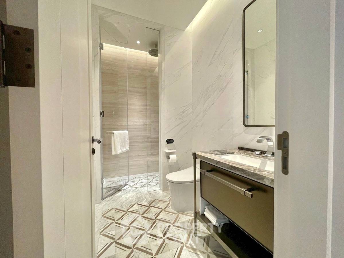 picture 2-BR 140 Sqm Condo At One 89 Wireless, 200m to MRT Lumphini (ID 2907941) - 9/13