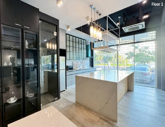 รูป ให้เช่า อาคารสำนักงาน 4 ชั้น 3 คูหา ตีทะลุ ติดทางลงวงแหวน อ่อนนุช / ติดถนนสุขาภิบาล 2 / เหมาะสำหรับทำสำนักงาน, Showroom, ร้านค้า หรือสตูดิโอถ่ายภาพ - รูปที่ 4/13