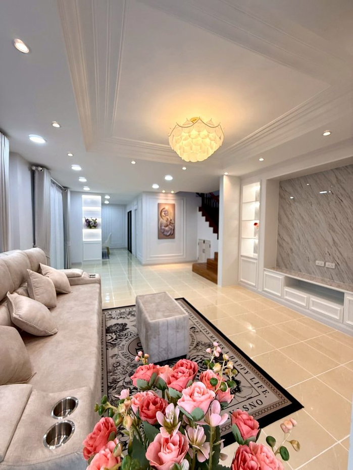รูป ขายบ้านแฝดสวยหรูสไตล์ทัสคานี หนองยายบู่ ศรีราชา - รูปที่ 2/20