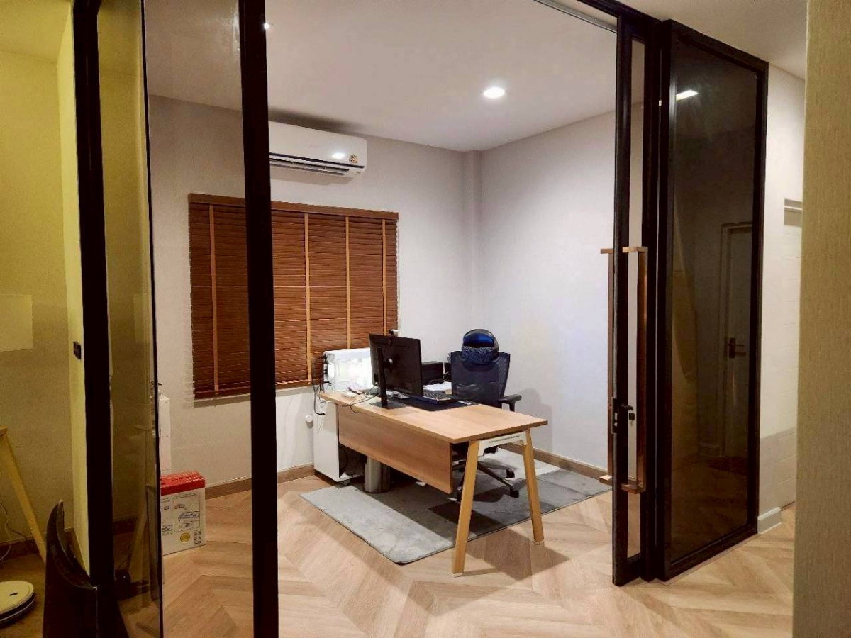 รูป บ้านเดี่ยวหรู 4นอน 5น้ำ 3จอดรถ บางกอก บูเลอวาร์ด ติวานนท์-รังสิต - รูปที่ 31/36