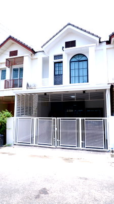 ทาวน์โฮม ม.นอร์ทกรุงเทพ วิทยาเขตรังสิต : P'Ple170426  หมู่บ้านบุณฑริกนิวสไตล์🏡 📍ลำลูกกาคลอง 4
