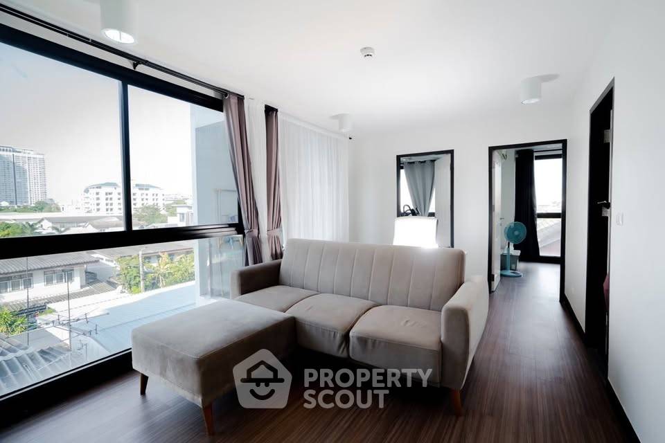 picture 2-BR Condo In Chateau In Town Ratchada 20-2, MRT Sutthisan (ID 2912751) - 5/16