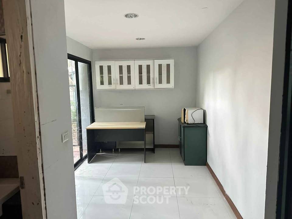 รูป คอนโด 10 ห้องนอน Clover Ladprao 83 ขนาด 700 ตร.ม. เขตวังทองหลาง 📍 (ID 2911359) - รูปที่ 8/27