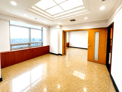 สำนักงานให้เช่า : สำนักงานให้เช่า JTC สีลม 116 ตร.ม.